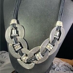 MULTI STRAND SILVER TONE RING LINK DESIGNER STYLE NECKLACE, BY C 1946,